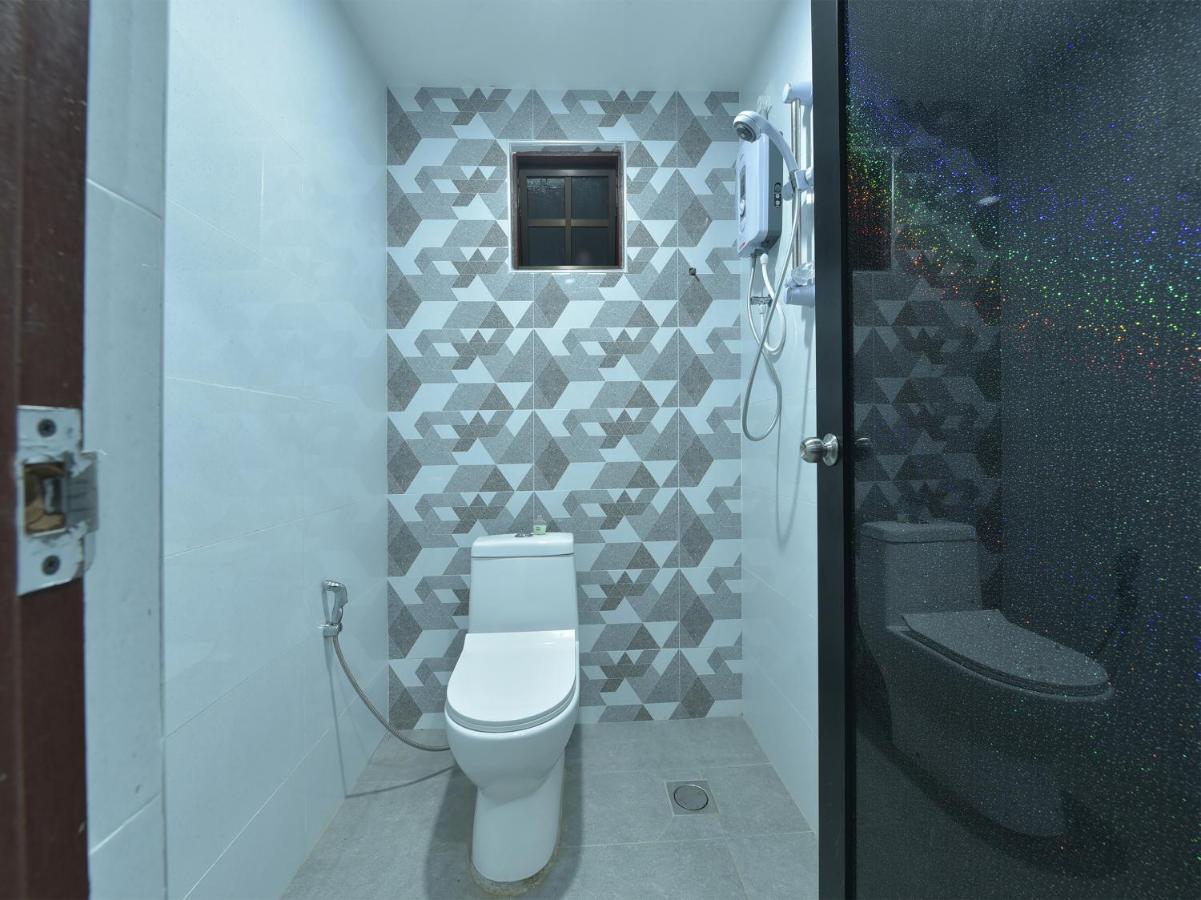 Oyo 90722 D'Puncak Hotel Камерон-Гайлендс Екстер'єр фото